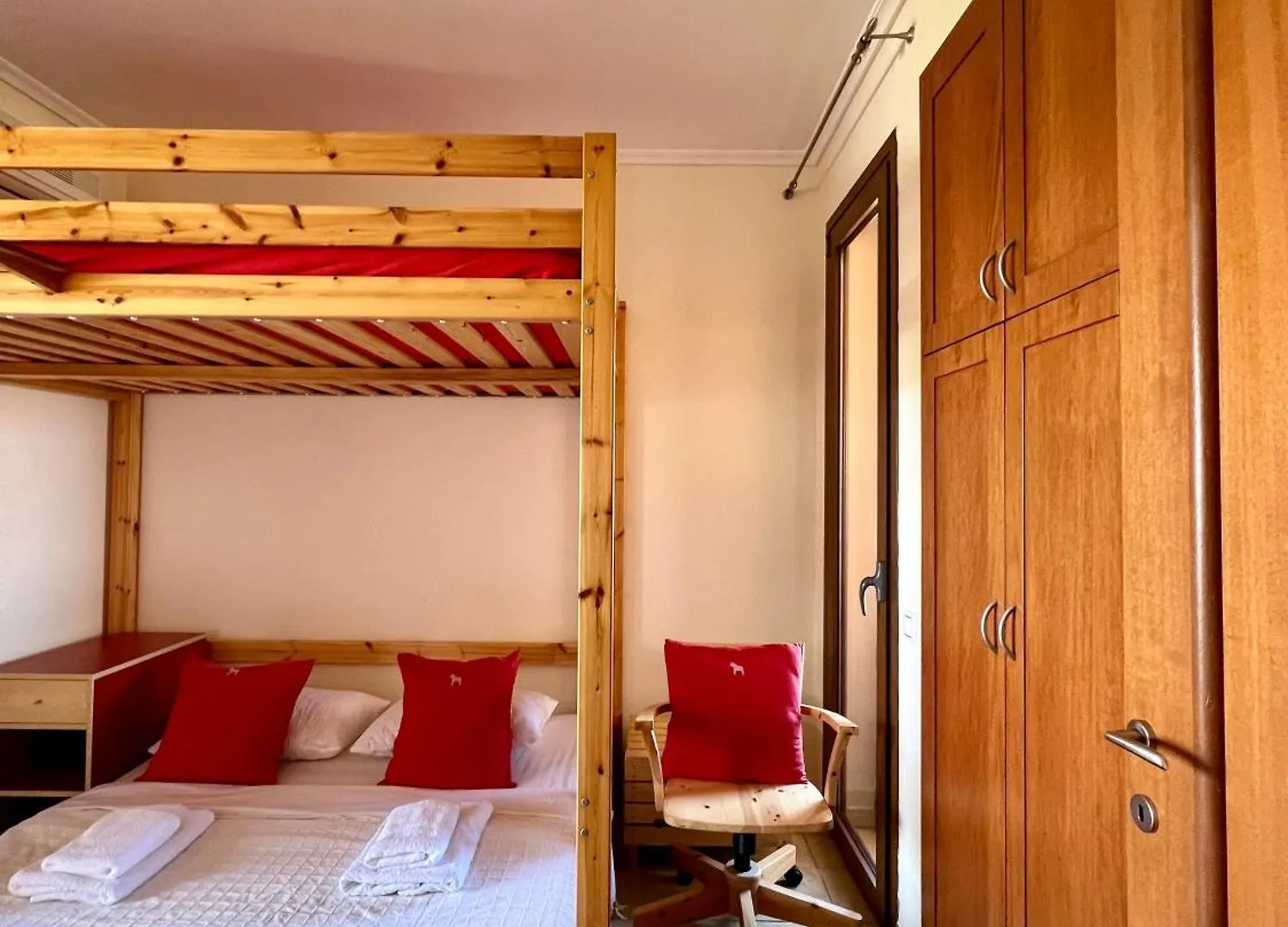 Villa Thea, Afytos