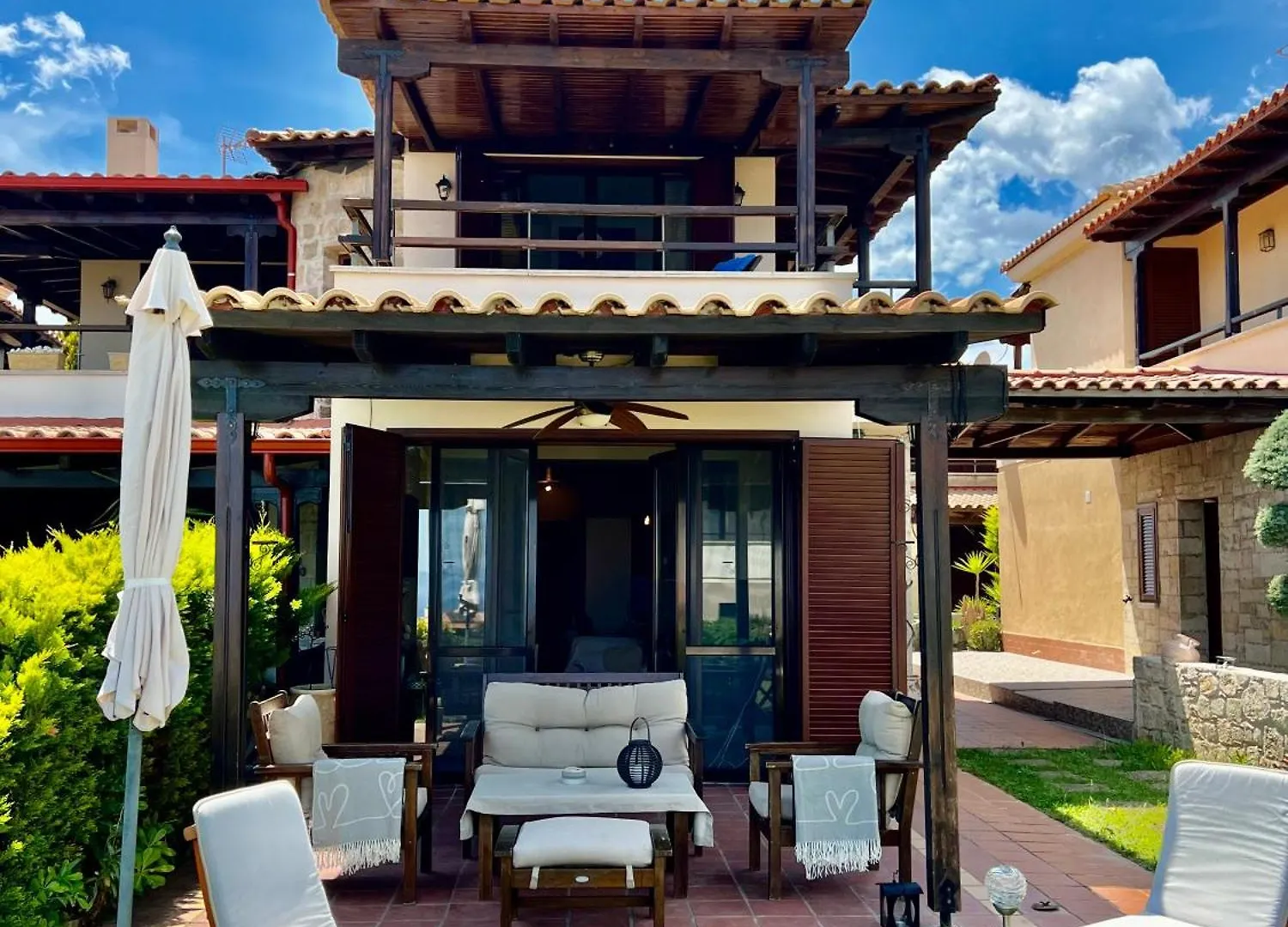 Villa Thea, Afytos